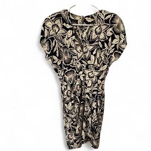 Ansley Vintage Black and Cream Patterned Garment